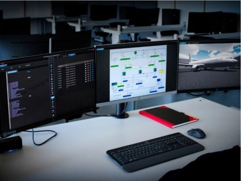 Customizable Aircraft Maintenance Simulator - Aircraft Simulators | The Deltic Group